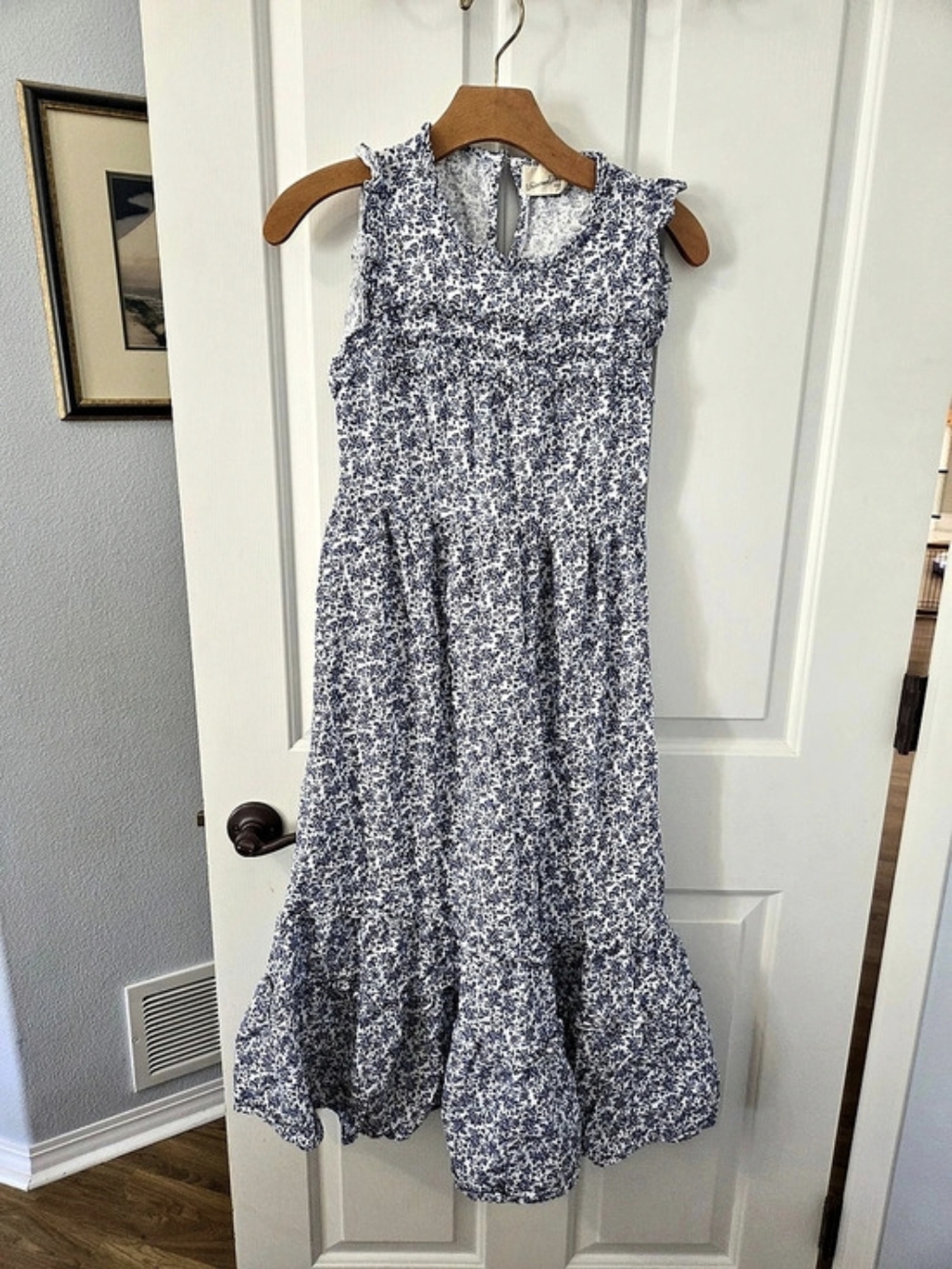 Universal Thread Women's Flutter Sleeveless Tiered Dress Maxi Dress Blue & White